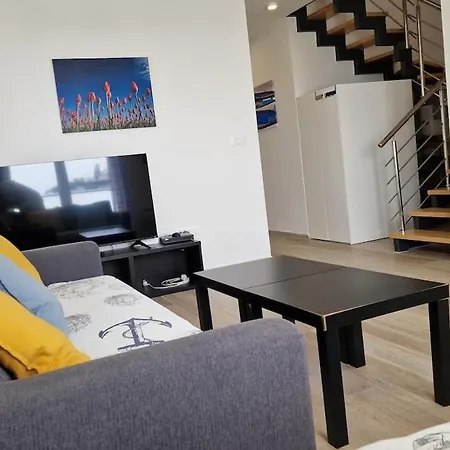 Miri R2 Villa Privlaka (Zadar)