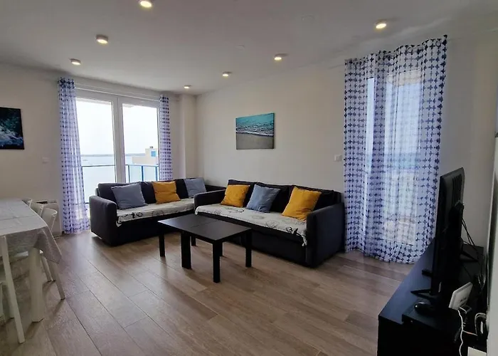 Miri R2 Привлака